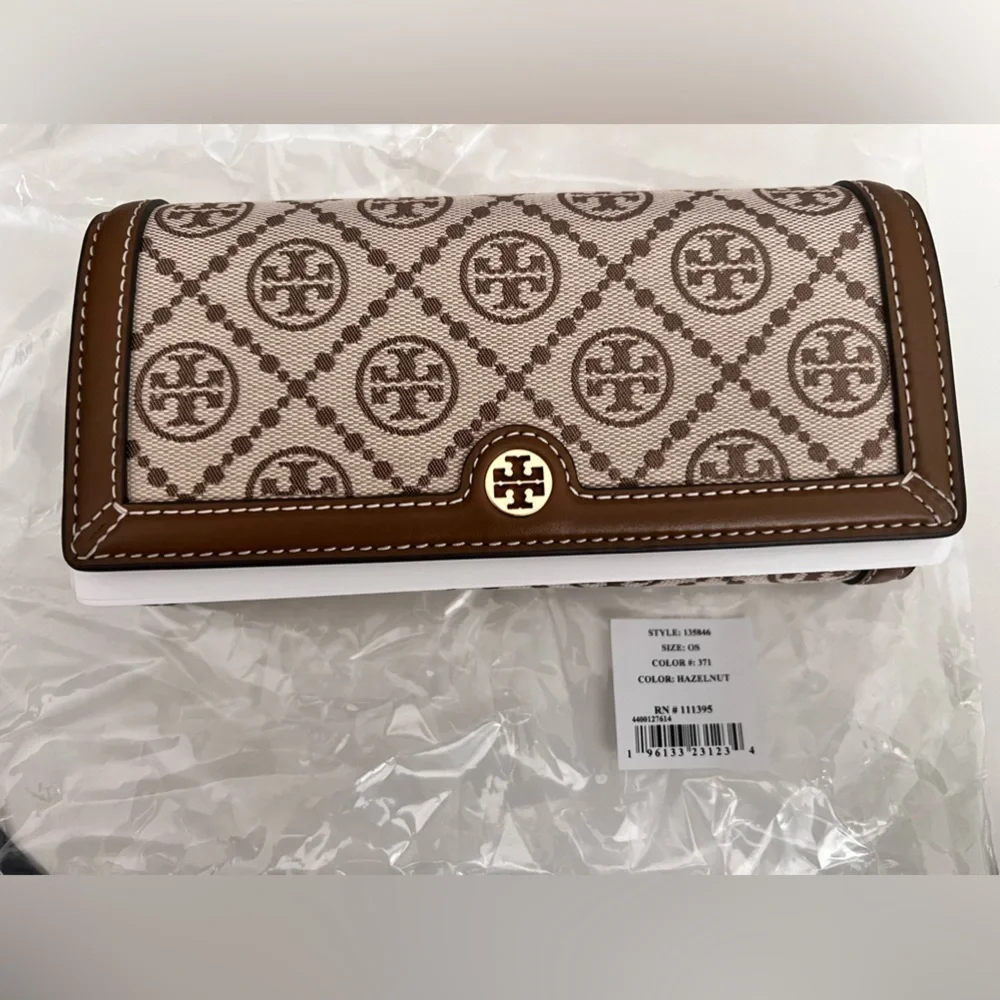 TORY BURCH • MONOGRAM CANVAS CLUTCH CROSSBODY BAG LEATHER LINING